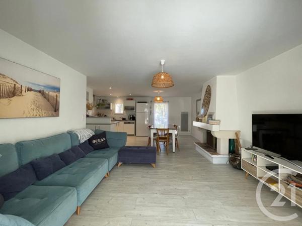 Maison à vendre  6 pièces - 102 m 2   LA TRANCHE SUR MER  - 85