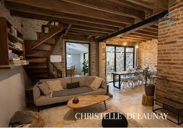 🏡 Maison de charme – 100 m² – Hyper centre de Laval – Cour & terrasse