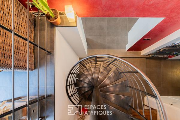 LOFT D’ARCHITECTE HÉRITAGE INDUSTRIEL AU COEUR DE MARSEILLE