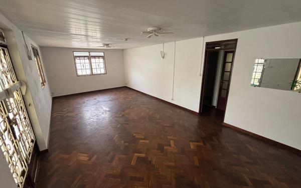 Maison à louer    4 pièces •  Remire-Montjoly