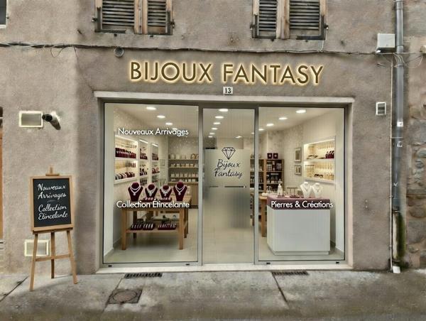 Local commercial Montbrison 62.1 m² - A deux pas de la place de l'Hôtel de Ville