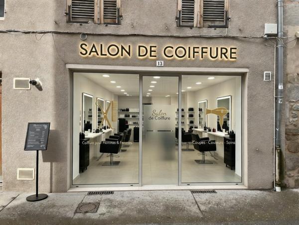 Local commercial Montbrison 62.1 m² - A deux pas de la place de l'Hôtel de Ville