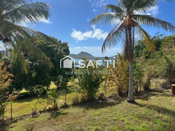 Maison T4 avec appartement de 48 m2 - vue baie du Marin