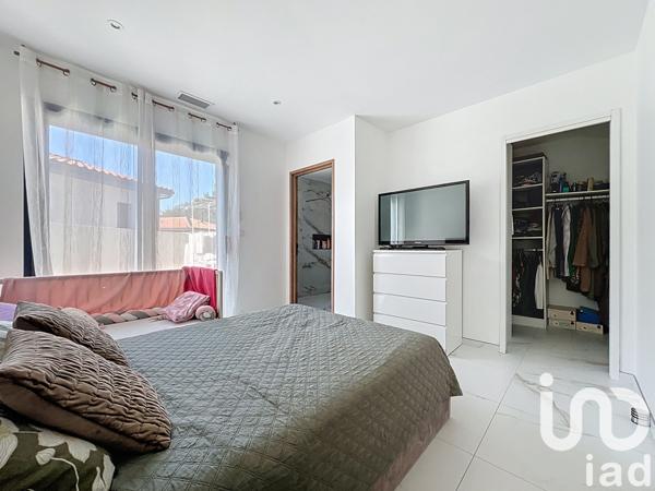 Maison à vendre 5 pièces 143 m² Pollestres