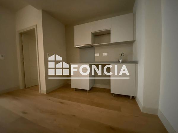 Location Appartement 2 pièces 57.68 m² - 1 RUE HENRI OUDIN Poitiers 86000