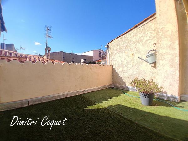 Maison de village avec terrasse de toit proche du port