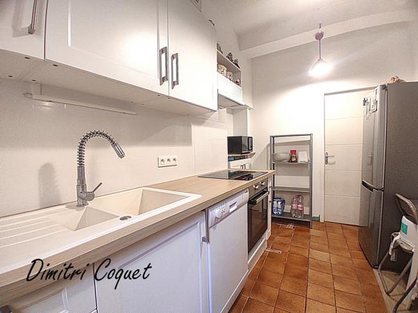 Maison de village avec terrasse de toit proche du port