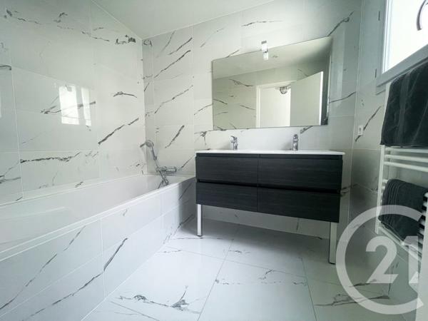 Maison à vendre  5 pièces - 146,76 m2 AIGUES MORTES - 30