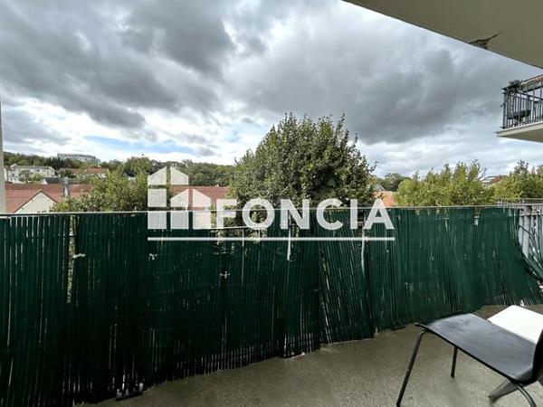 À vendre Appartement 2 pièces 42 m² - Corbeil-essonnes 91100