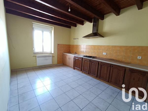 Maison 2 pièces de 65 m² à Bourbonne-les-Bains (52400)