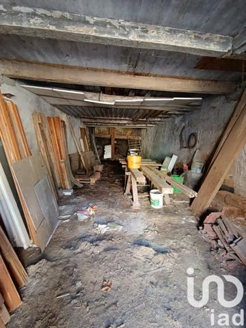 Maison 2 pièces de 65 m² à Bourbonne-les-Bains (52400)