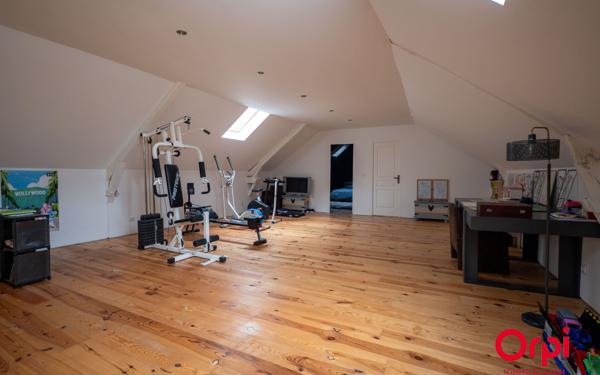 Maison à vendre    6 pièces •  Crépy