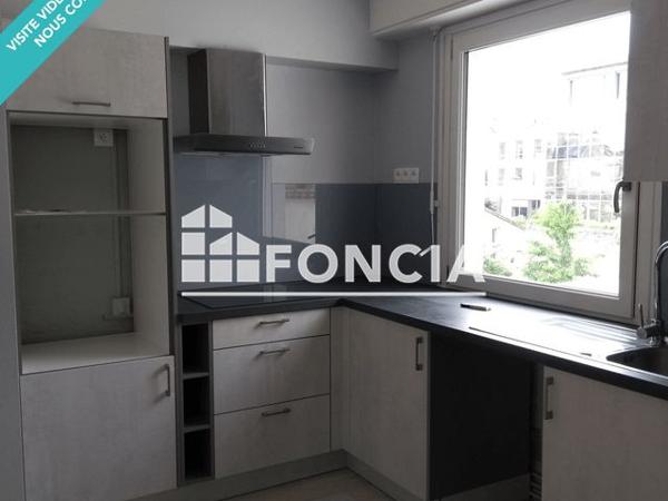 Location Appartement 4 pièces 81.2 m² - 28 RUE ARSENE ORILLARD Poitiers 86000