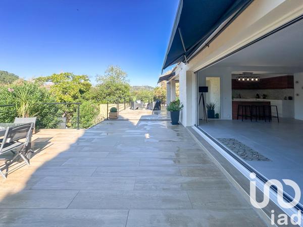 Maison à vendre 5 pièces 137 m² Les Adrets-de-l'Estérel