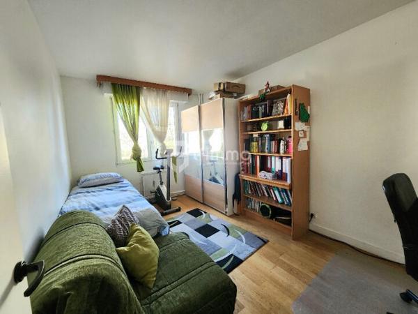 Appartement traversant, proche des bords de Marne