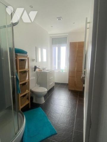 Centre-ville de Saint-quentin - 4 ch - 2 s de bains - jardinet