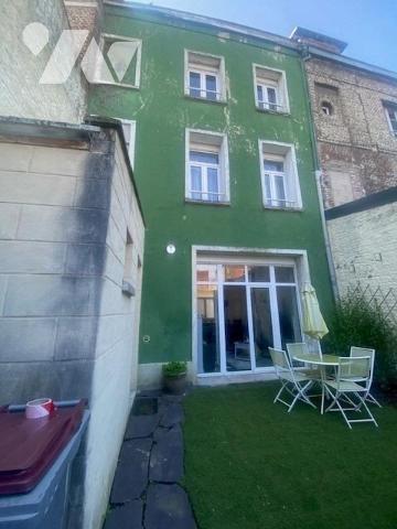 Centre-ville de Saint-quentin - 4 ch - 2 s de bains - jardinet