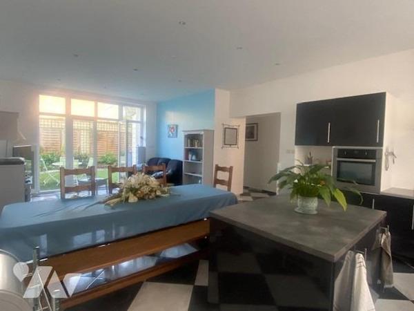 Centre-ville de Saint-quentin - 4 ch - 2 s de bains - jardinet