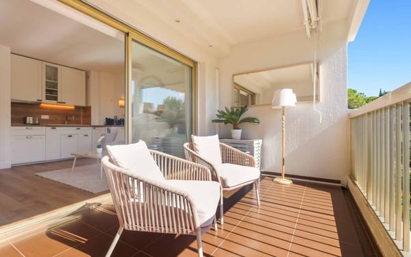 Appartement à louer    1 pièce •  Le Cannet