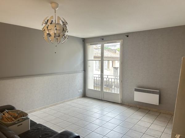 CARCASSONNE - PALAIS - T2 52 M² - PARKING