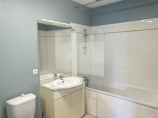 CARCASSONNE - PALAIS - T2 52 M² - PARKING