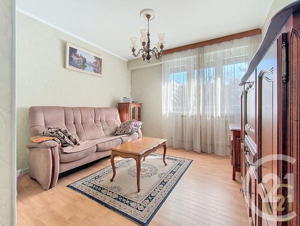 Appartement F5 à vendre  5 pièces - 94,45 m2 MONTBELIARD - 25