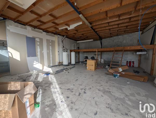 Location atelier 90 m² Carbon-Blanc