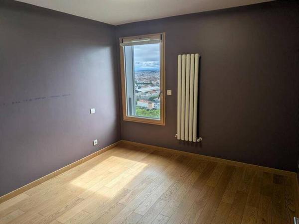 Appartement 3 pièces                                        - 69005 Lyon 5e  Arrondissement Réf : 5274