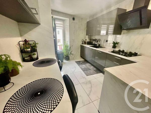 Appartement F3 à vendre  3 pièces - 56,40 m2 VILLENEUVE SOUS DAMMARTIN - 77