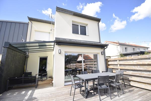Maison Saint Herblain bourg, 3 chambres, garage, jardin