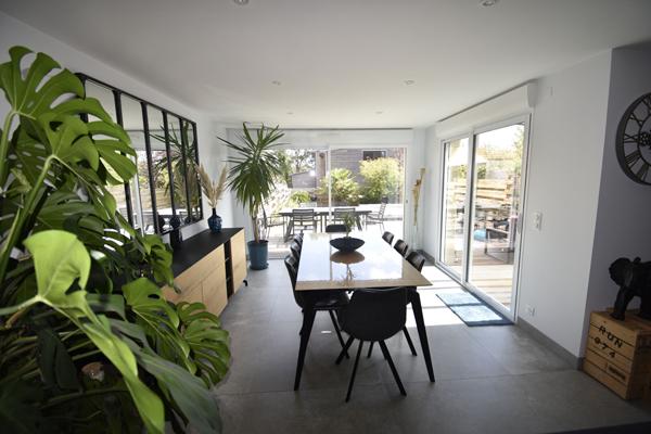 Maison Saint Herblain bourg, 3 chambres, garage, jardin