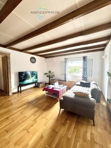 Villa F4 avec studio et dépendance au GUILLAUME SAINT PAUL