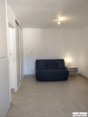 Immeuble à SAINT-ETIENNE, 42100 - 60m²