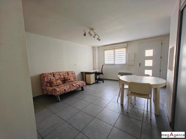 Immeuble à SAINT-ETIENNE, 42100 - 60m²