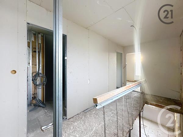 Maison à vendre  5 pièces - 88 m2 ST JULIEN LES VILLAS - 10