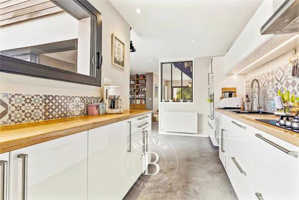 Bordeaux, Maison 4 Chambres -  130 m² à vendre