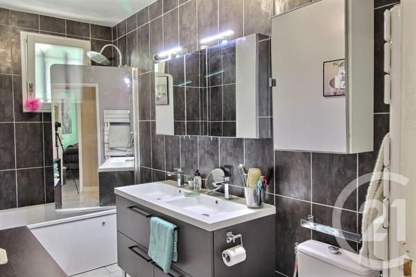 Maison à vendre  4 pièces - 108 m2 ROQUEFORT LES PINS - 06