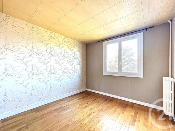 Appartement F5 à vendre  5 pièces - 79,89 m2 FRESNES - 94