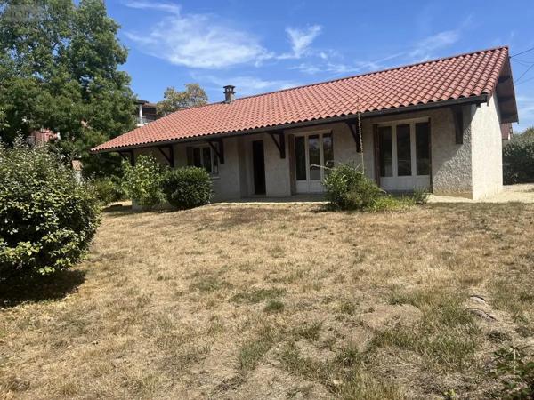 Location - Maison Péronnas 01960 4 pièces 85 m 2 769 m 2