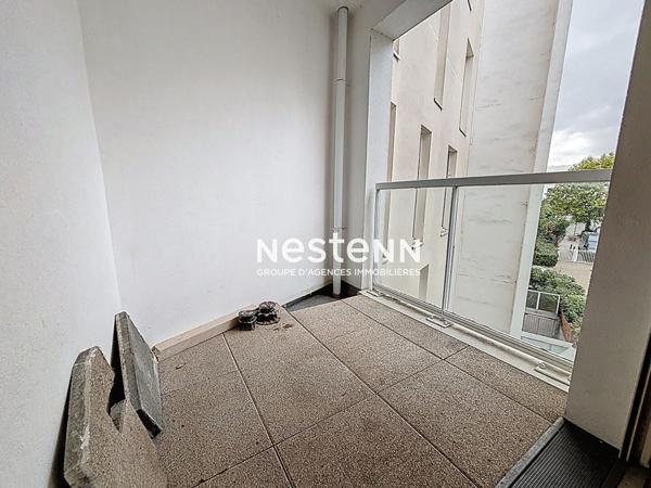 ISSY LES MOULINEAUX - FORT D'ISSY - Appartement 2 pièces avec terrasse