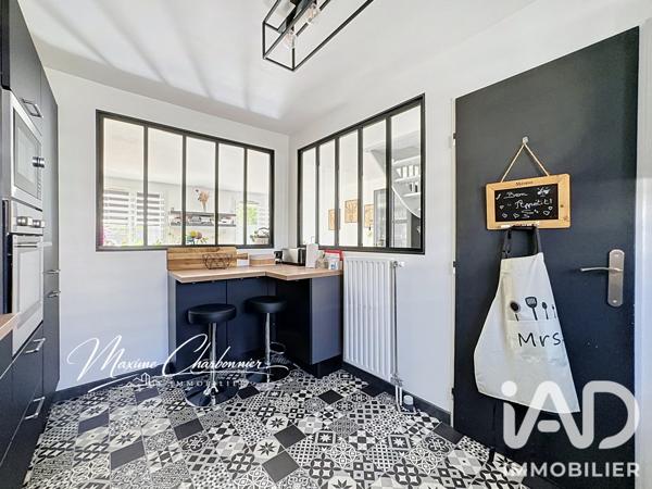 Maison à vendre 4 pièces 74 m² Vert-Saint-Denis