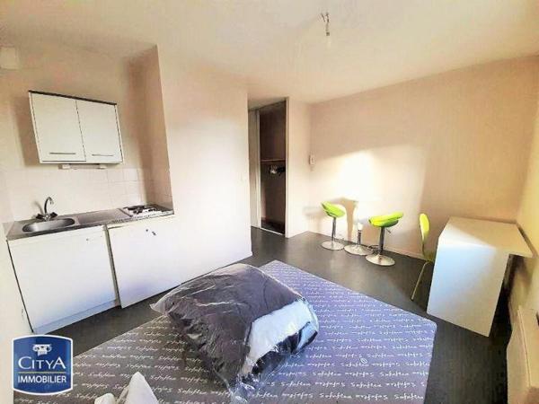 Appartement à louer 1 pièce 19.2m²