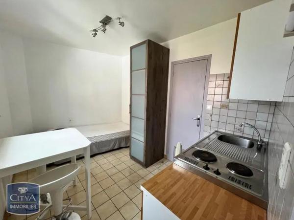 Appartement à louer 1 pièce 15.28m² Saint-Quentin (02100)