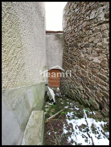 Immeuble à vendre, 250 m² - Thiers 63300