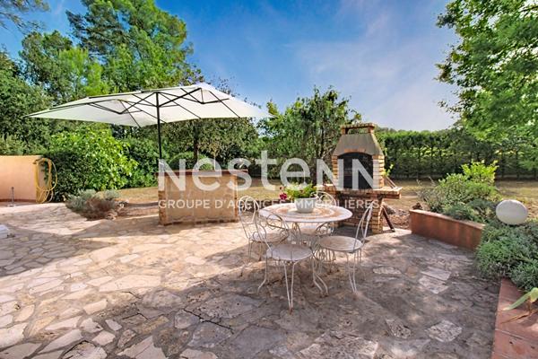 À VENDRE À LORGUES MAISON 195m² avec piscine et garage.