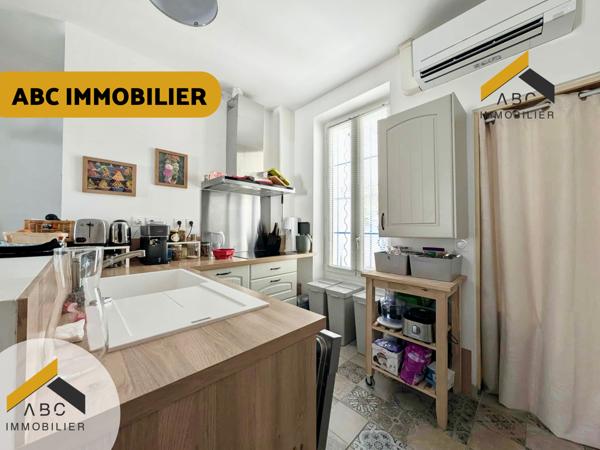 Orange (84100) SUPERBE MAISON DE VILLE - 2 CHAMBRES - AU CALME AVEC JARDIN