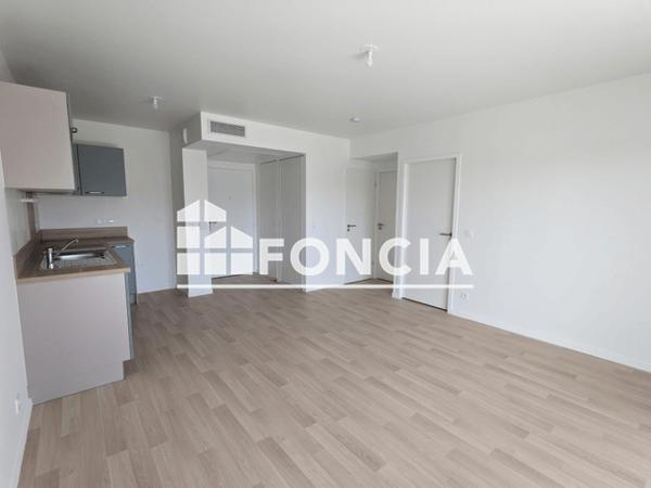 Location Appartement 2 pièces 41.8 m² - Laval 53000