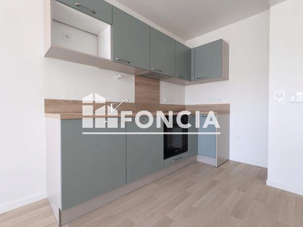 Location Appartement 2 pièces 41.8 m² - Laval 53000