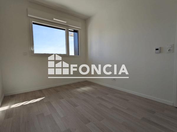 Location Appartement 2 pièces 41.8 m² - Laval 53000