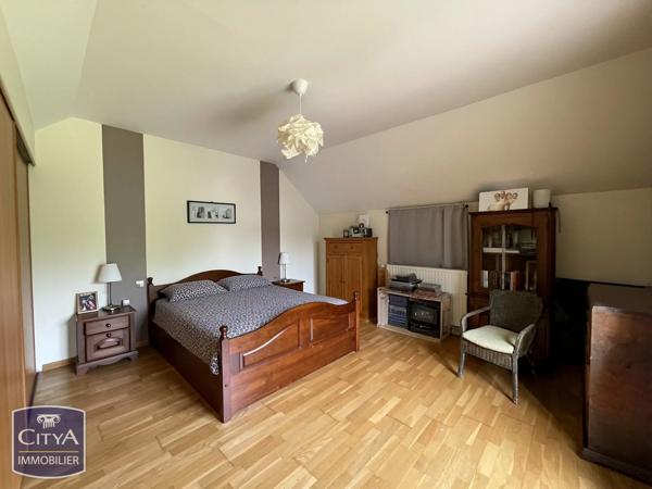Maison à vendre 7 pièces 144m² Châteauroux (36000)